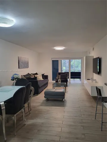 $3,500 | 4555 Northwest 99th Avenue, Unit 103, Doral, FL 33178