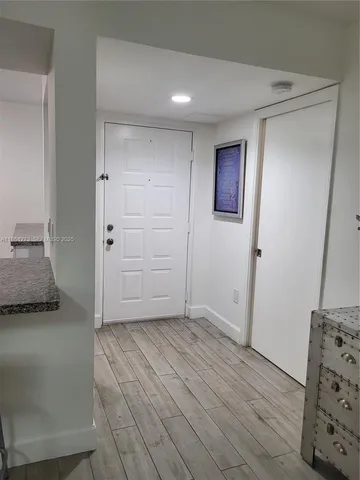 $3,500 | 4555 Northwest 99th Avenue, Unit 103, Doral, FL 33178