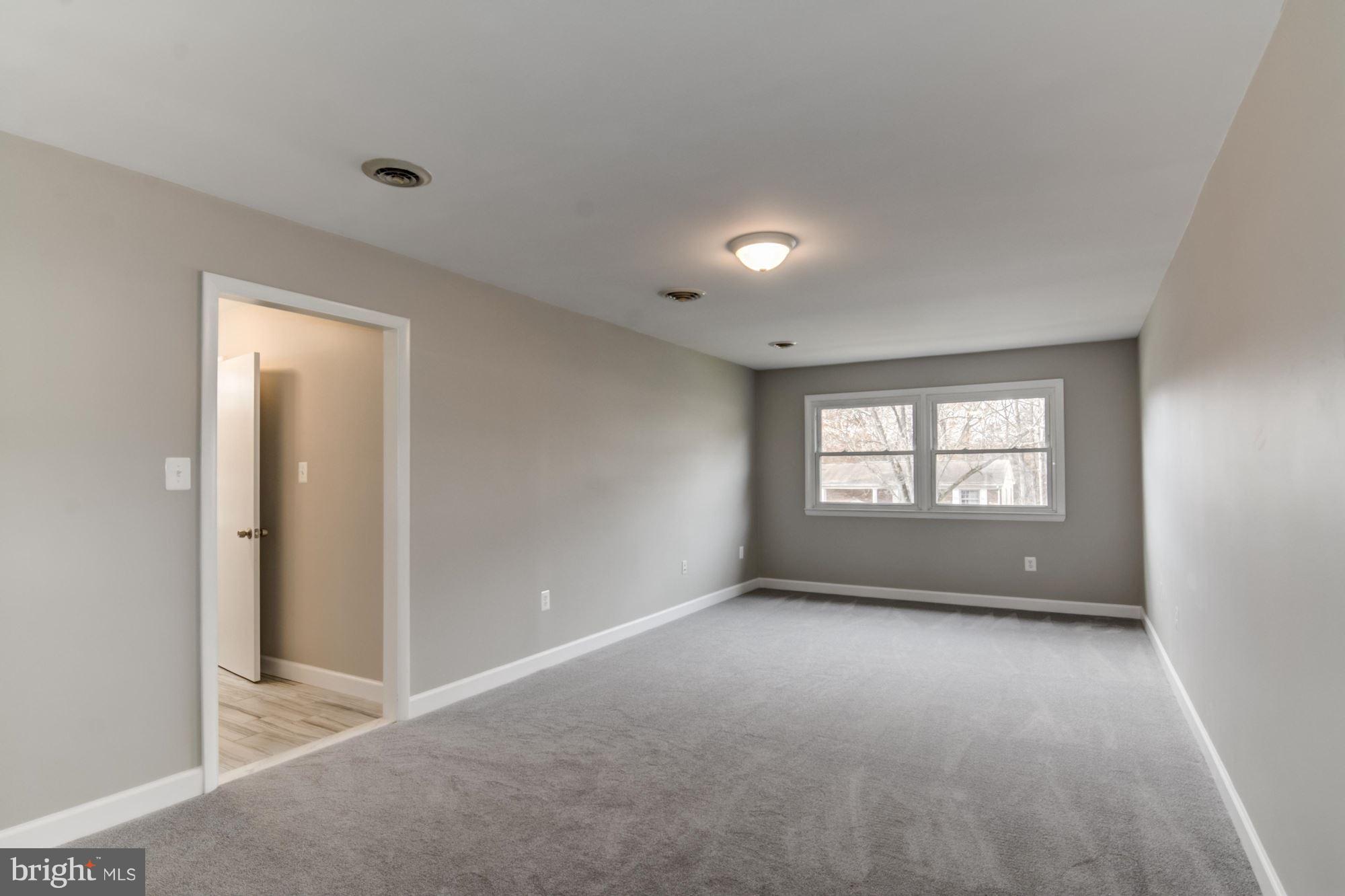 13535 Delaney Road Woodbridge, VA 22193 - Photo 21 of 38 Gallery Image 21