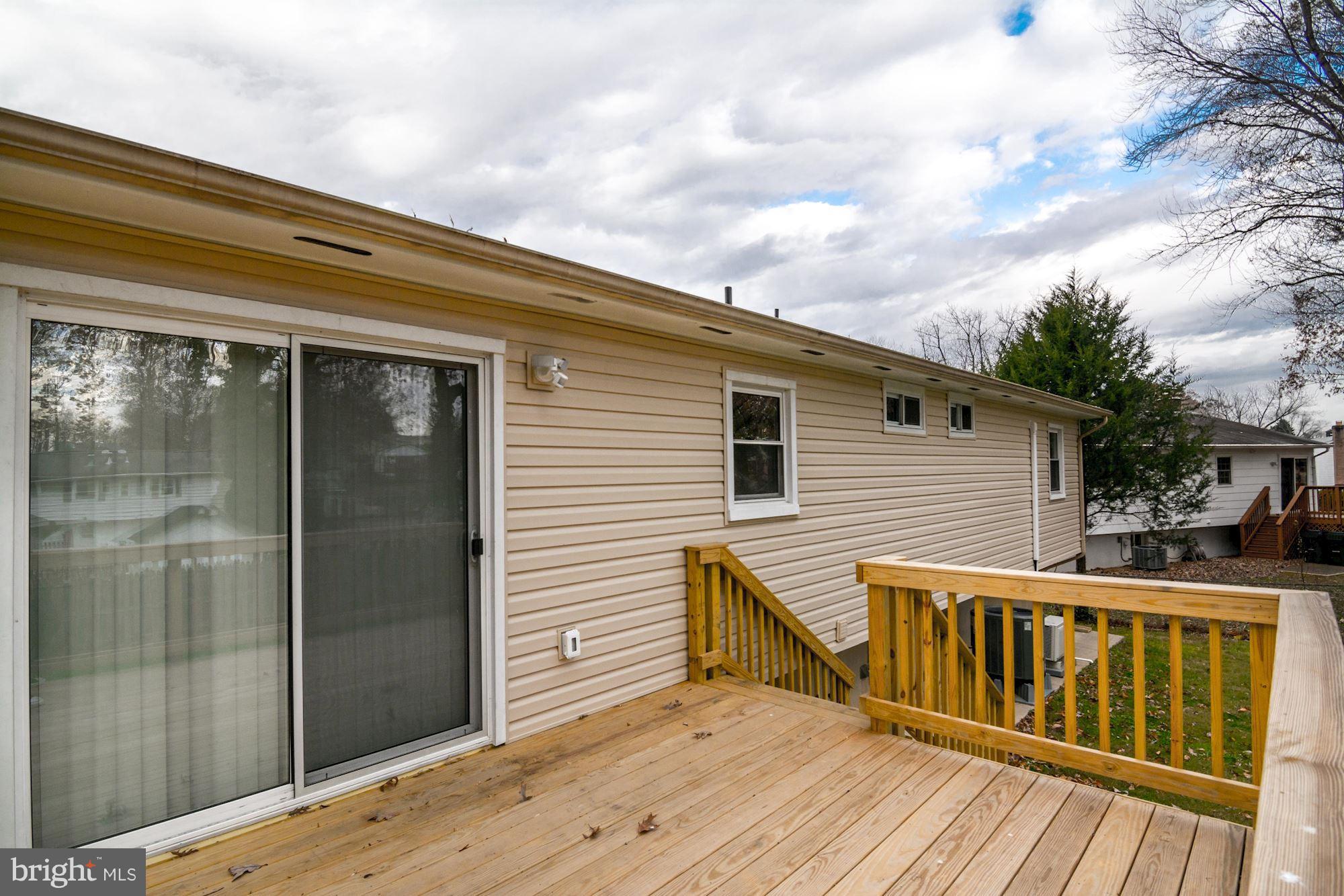 13535 Delaney Road Woodbridge, VA 22193 - Photo 34 of 38 Gallery Image 34