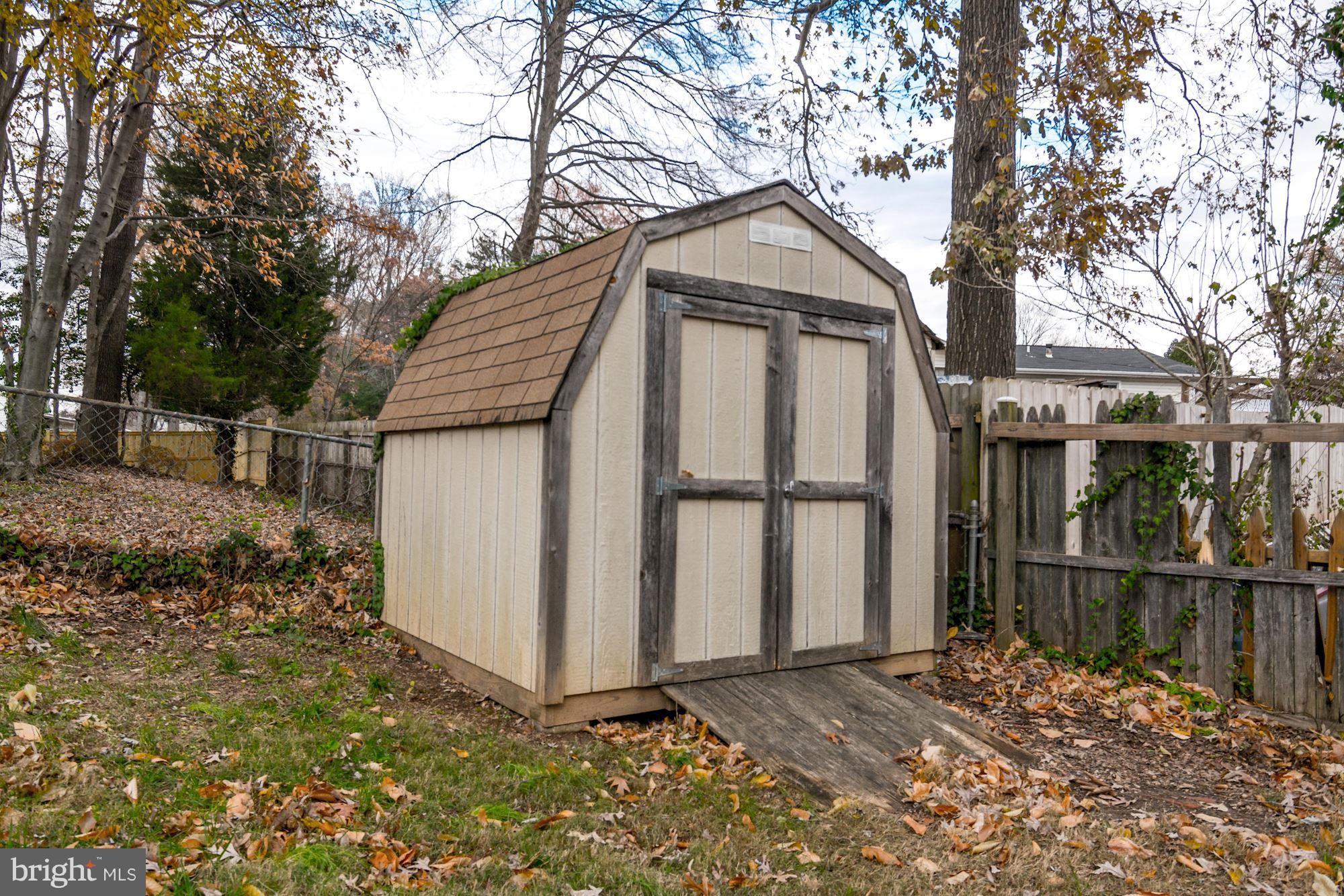 13535 Delaney Road Woodbridge, VA 22193 - Photo 38 of 38 Gallery Image 38