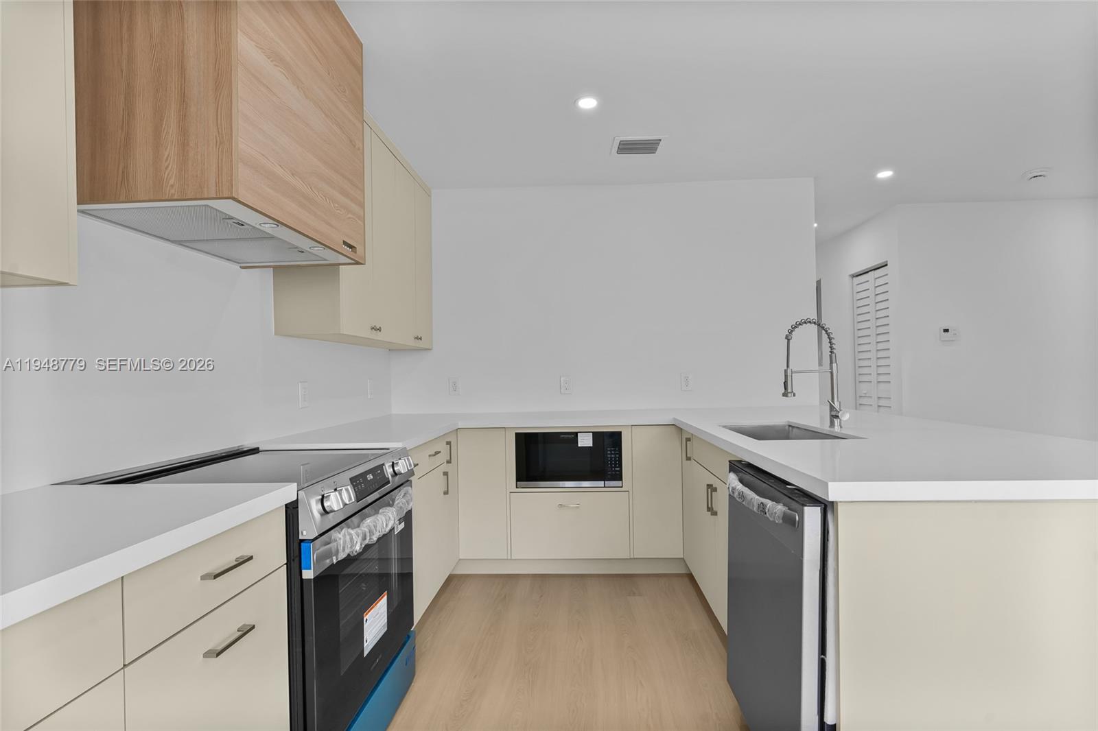 19831 Gulfstream Road Cutler Bay, FL 33157 - Photo 16 of 41