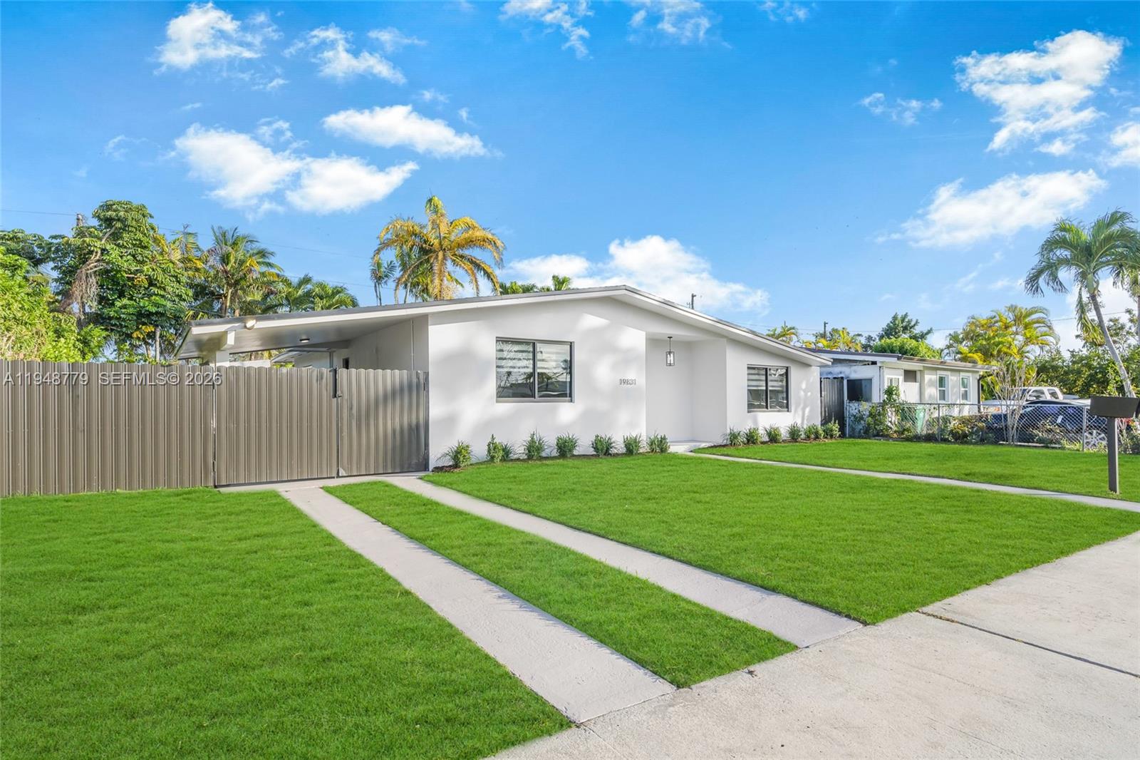 19831 Gulfstream Road Cutler Bay, FL 33157 - Photo 4 of 41