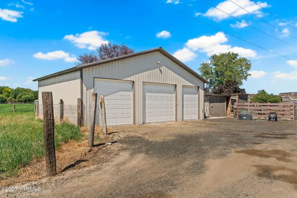 $525,000 | 431 Wellner Road, Outlook, WA 98938