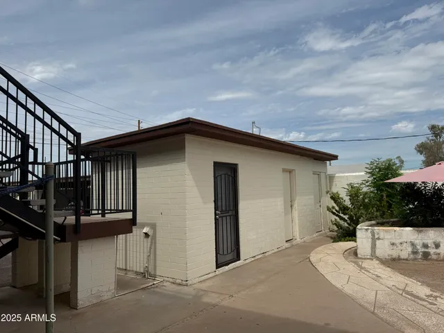 $1,100 | 4619 South 16th Street, Unit 8, Phoenix, AZ 85040