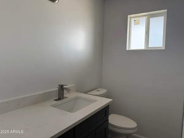 $1,150 | 4619 South 16th Street, Unit 8, Phoenix, AZ 85040
