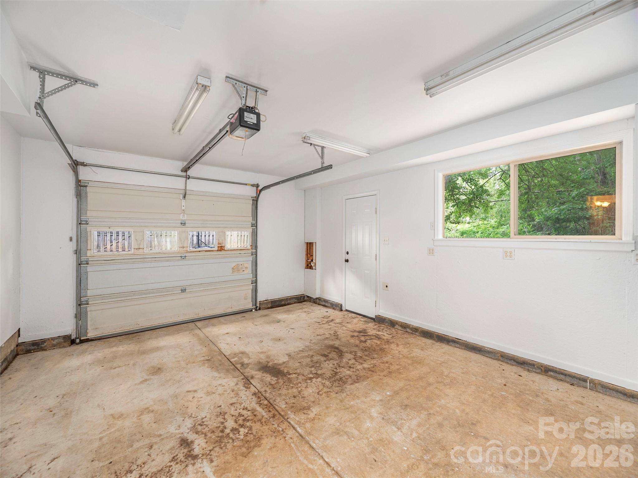 136 Assembly Street Waynesville, NC 28786 - Photo 26 of 36