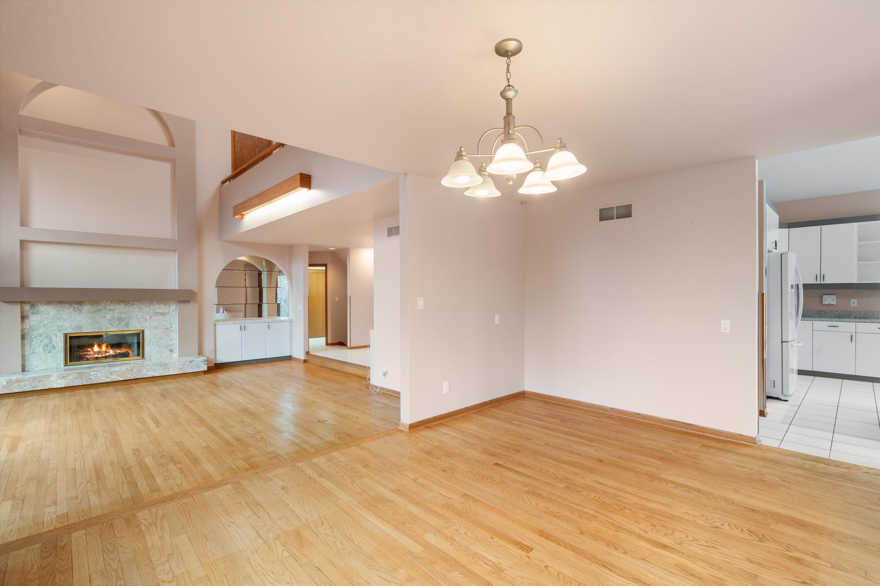 1249 North Lost Woods Road Summit, WI 53066 - Photo 30 of 79 Dining Room