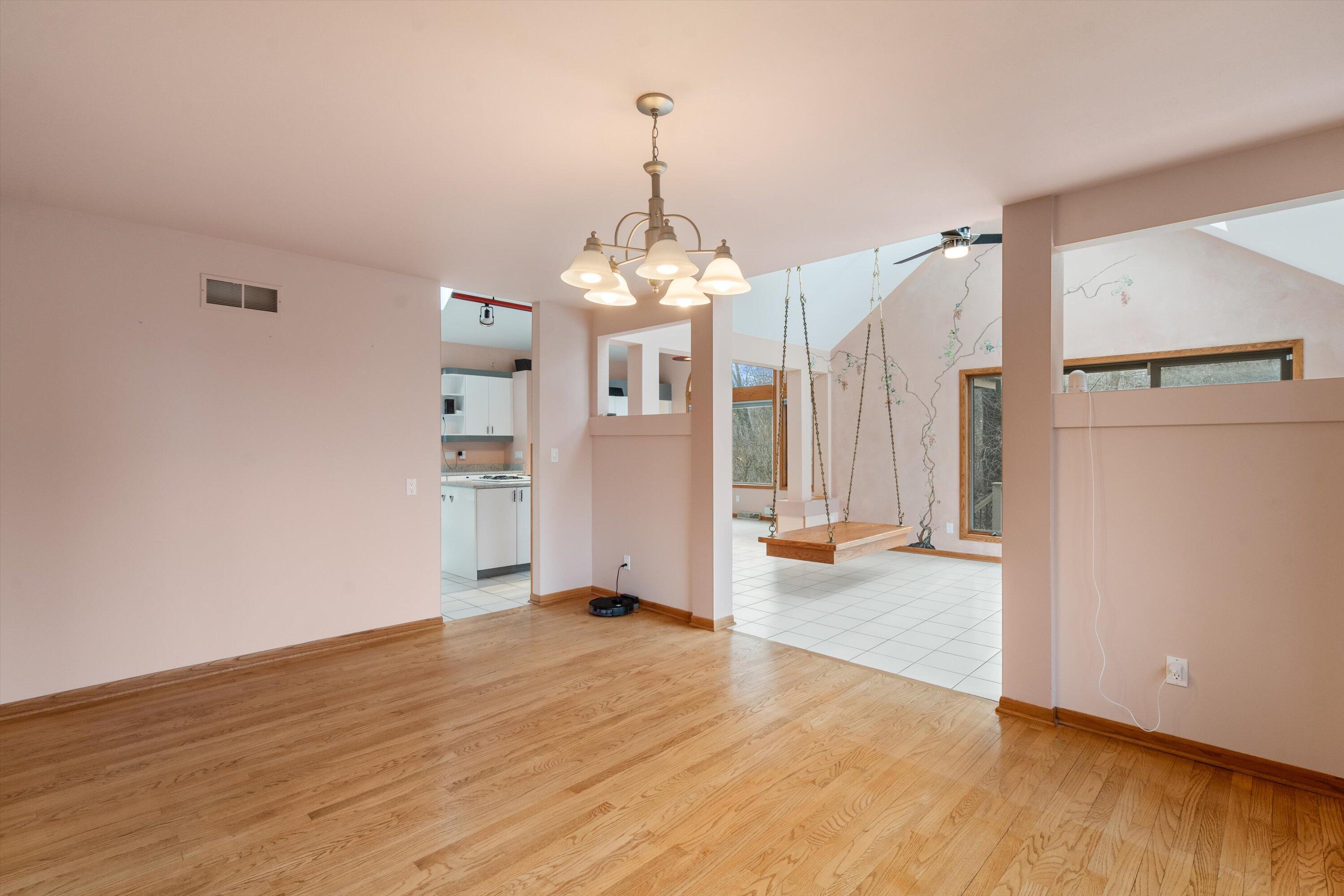 1249 North Lost Woods Road Summit, WI 53066 - Photo 31 of 79 Dining Room