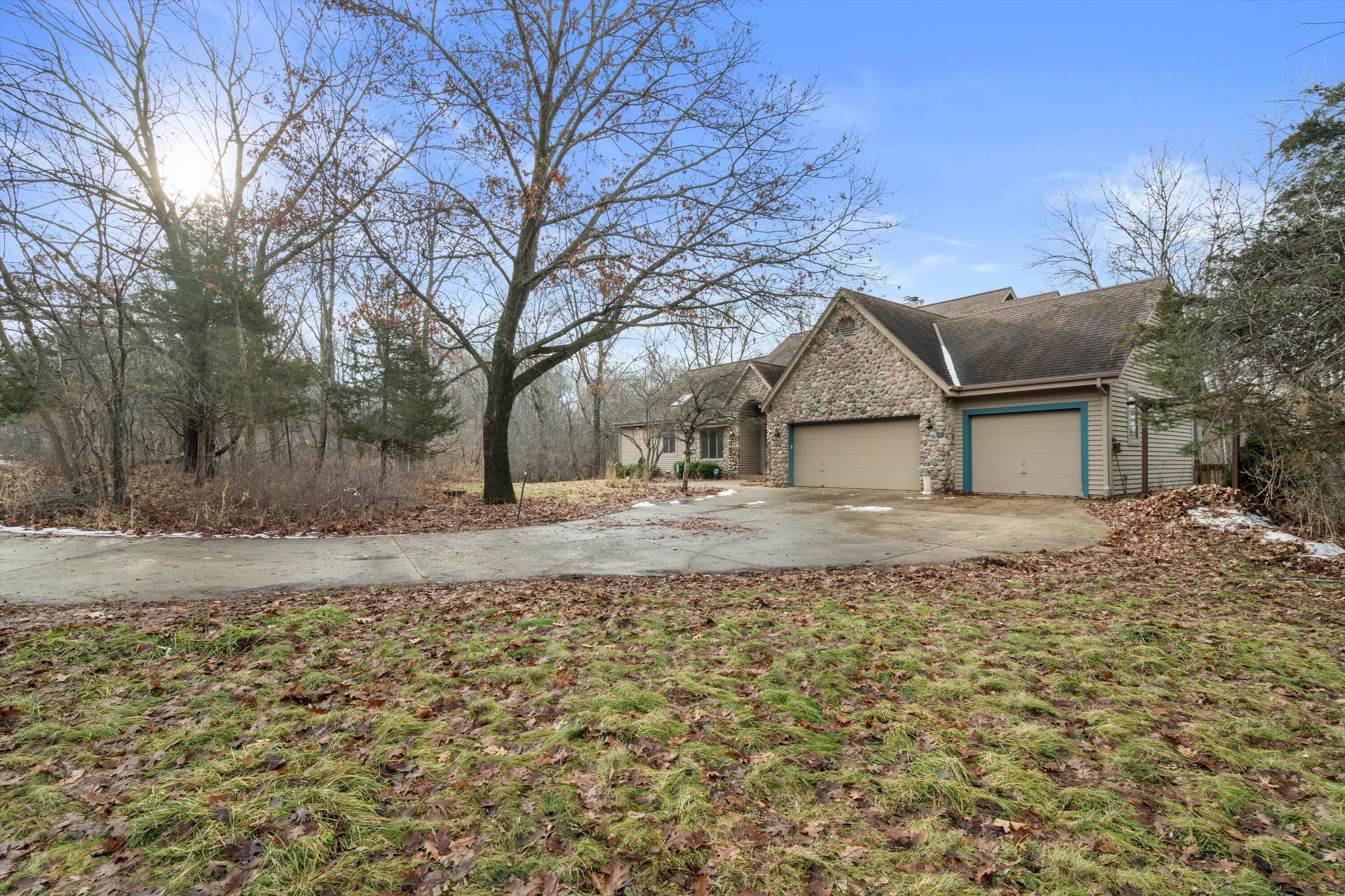 1249 North Lost Woods Road Summit, WI 53066 - Photo 4 of 79 Inviting View to House