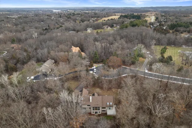 $835,000 | 1249 North Lost Woods Road, Summit, WI 53066
