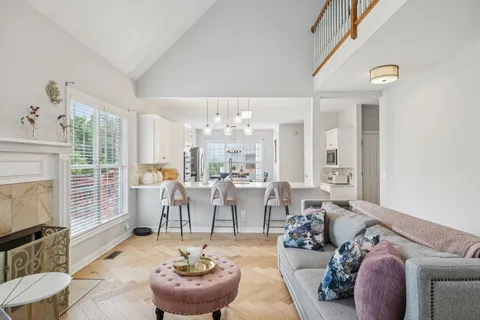 $839,900 | 5512 Brookshire Drive, Nashville, TN 37211