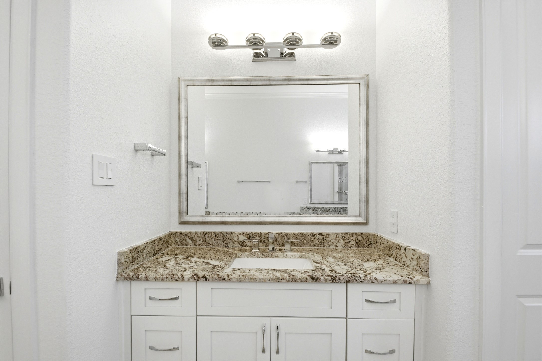2119 Taft Street Houston, TX 77006 - Photo 44 of 50