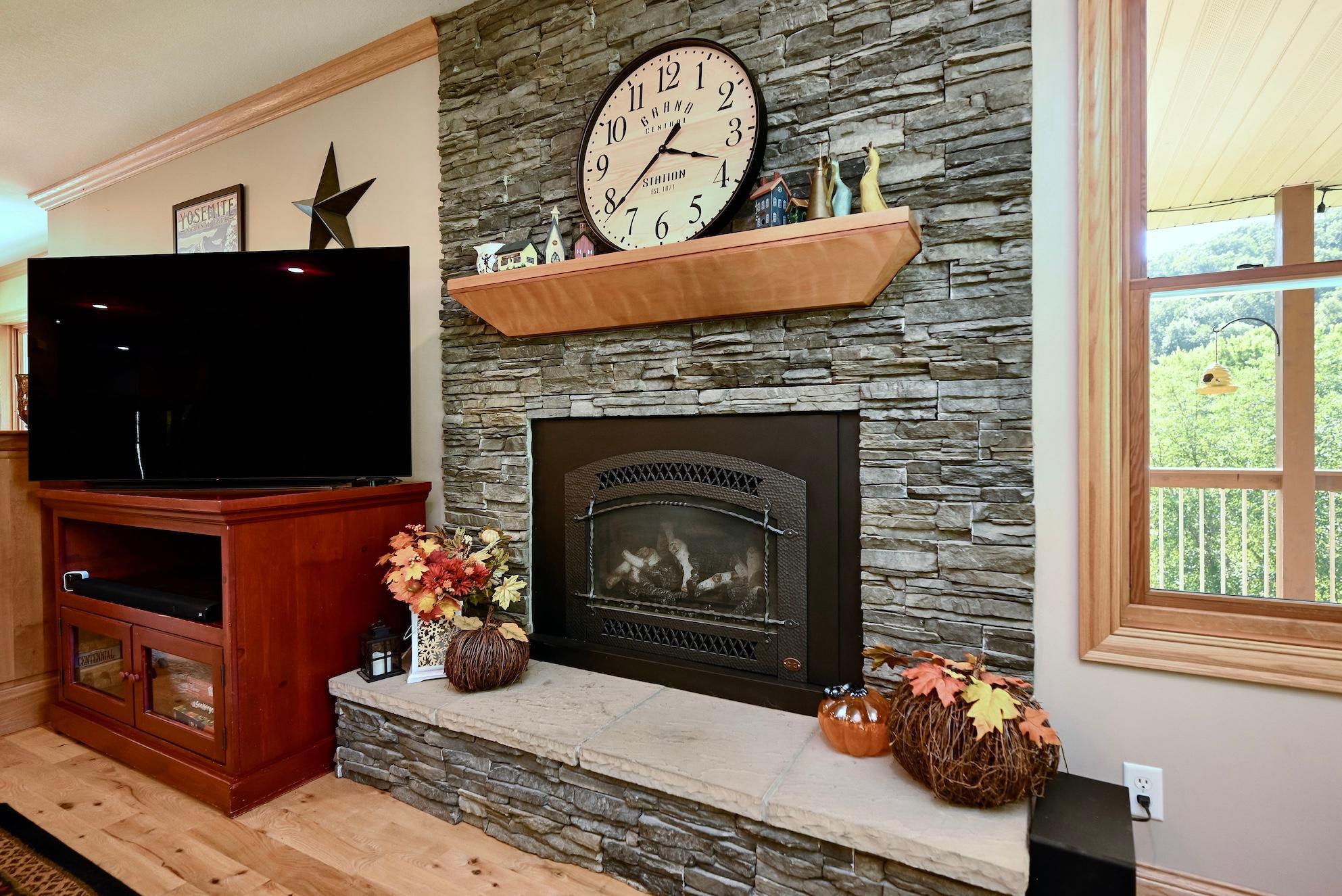 24242 Pfeiffer Hill Road Winona, MN 55987 - Photo 13 of 63
