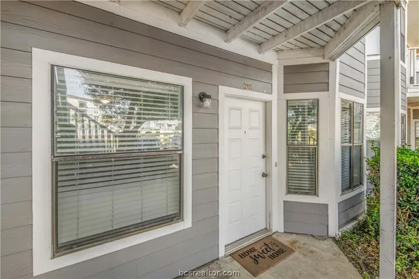 $975 | 4441 Old College Road, Unit 2105, Bryan, TX 77801