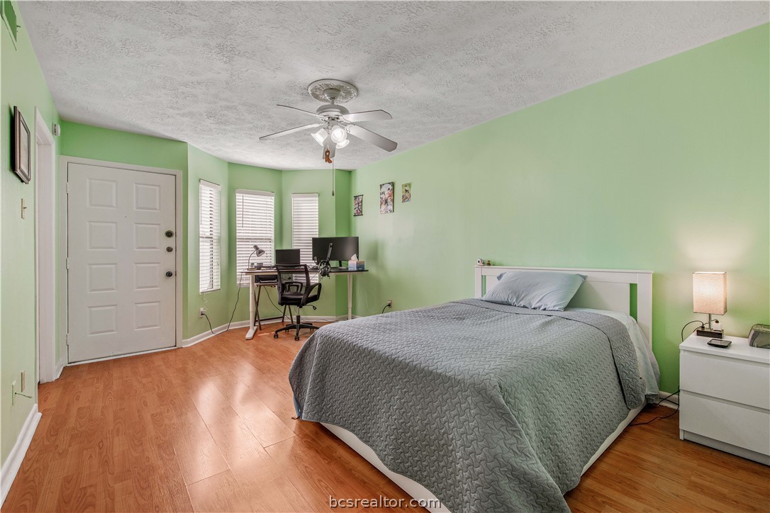 4441 Old College Road, Unit 2105 Bryan, TX 77801 - Photo 4 of 16