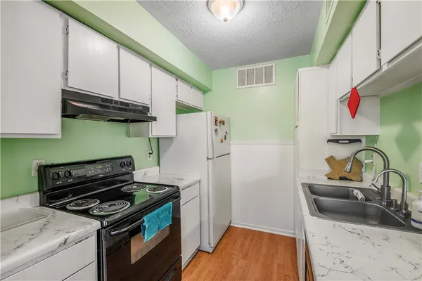 $975 | 4441 Old College Road, Unit 2105, Bryan, TX 77801