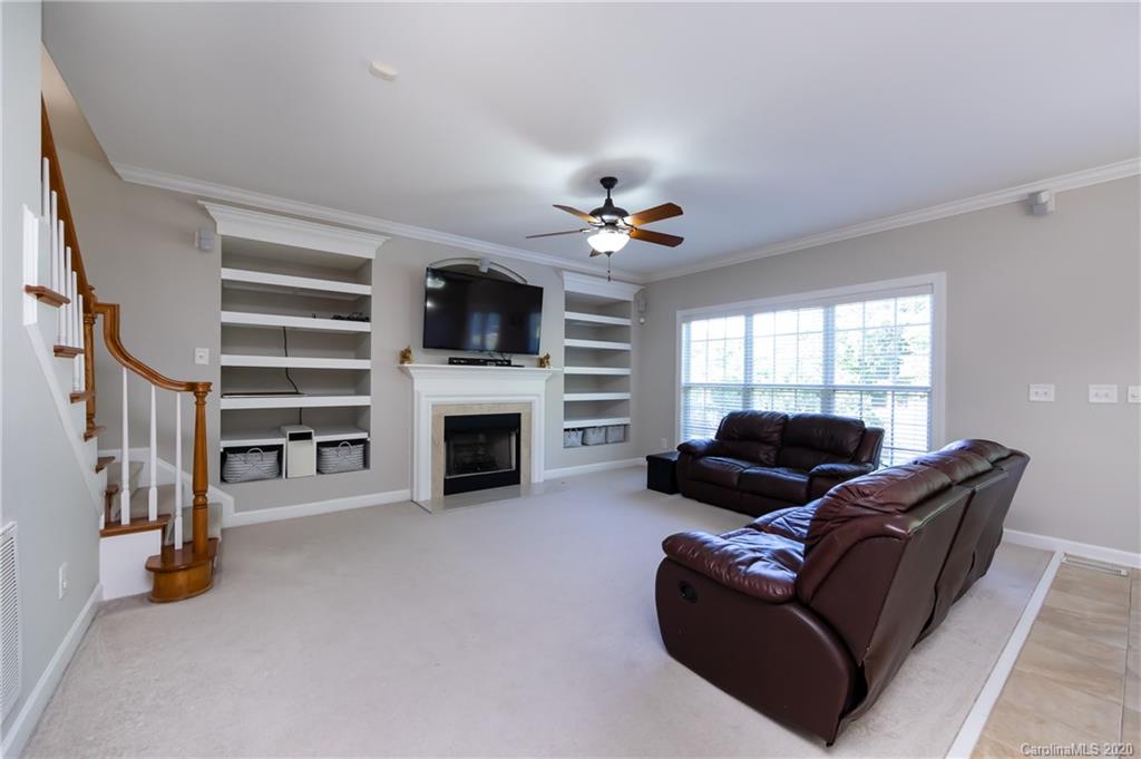 2018 Chipstone Road Charlotte, NC 28262 - Photo 12 of 48 Gallery Image 12
