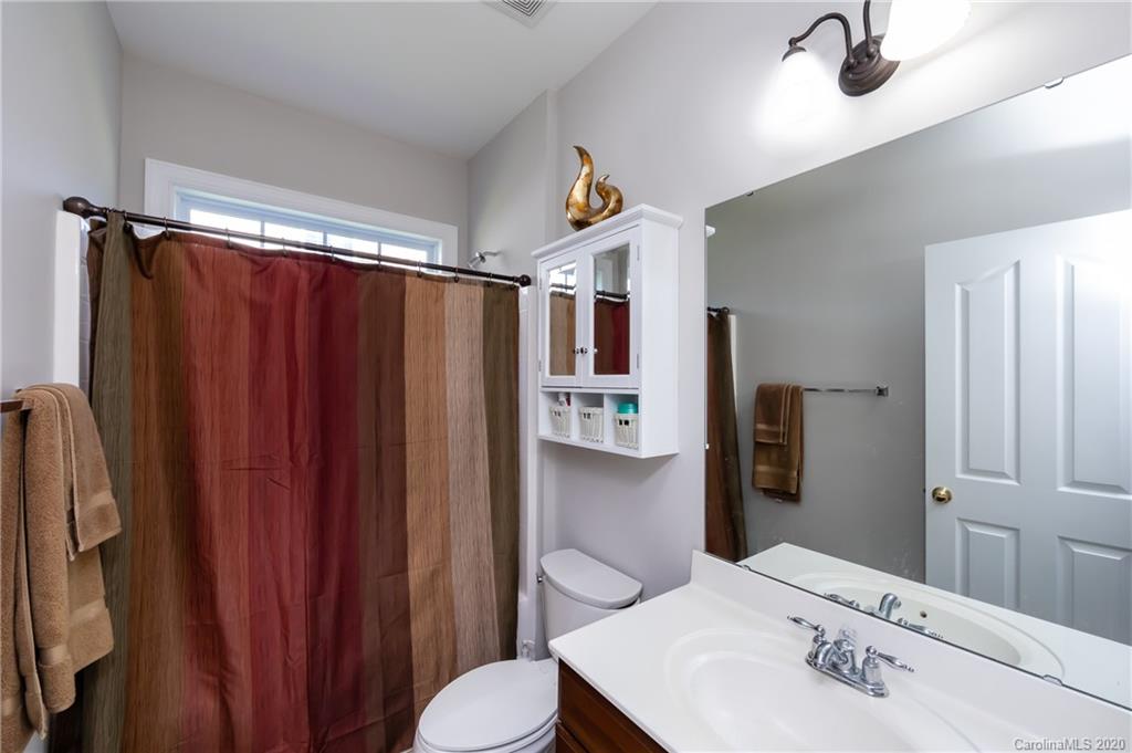 2018 Chipstone Road Charlotte, NC 28262 - Photo 20 of 48 Gallery Image 20