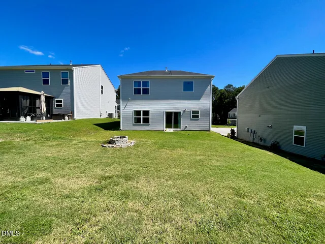 $2,050 | 924 Peninsula Place, Knightdale, NC 27545