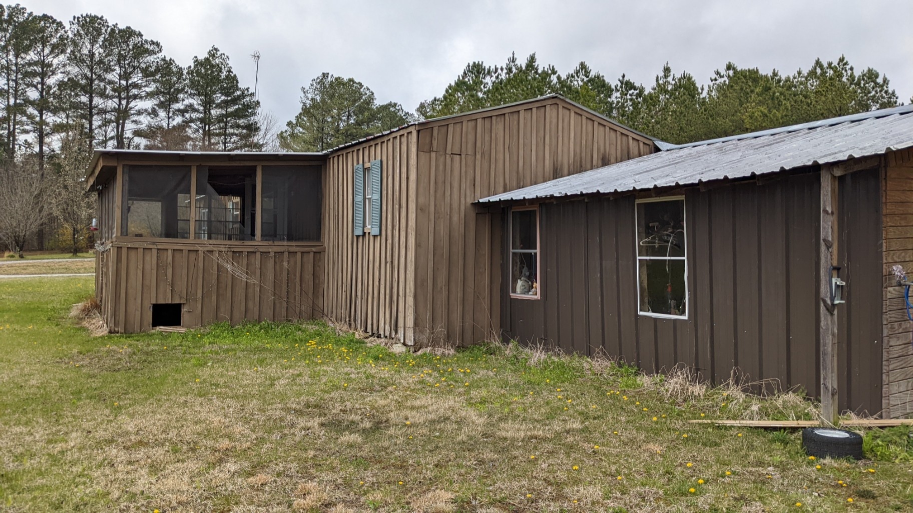 1055 Dogtown Road Coalmont, TN 37313 - Photo 1 of 12 Gallery Image 1