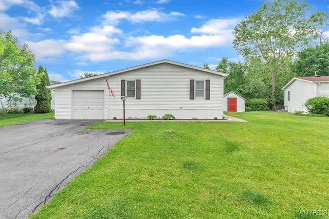 $84,900 | 1172 Underwood Court, Lockport Town, NY 14094
