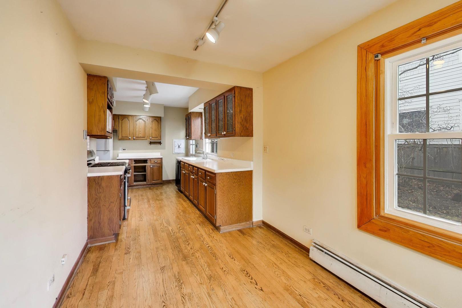 701 Elmore Street Park Ridge, IL 60068 - Photo 13 of 33