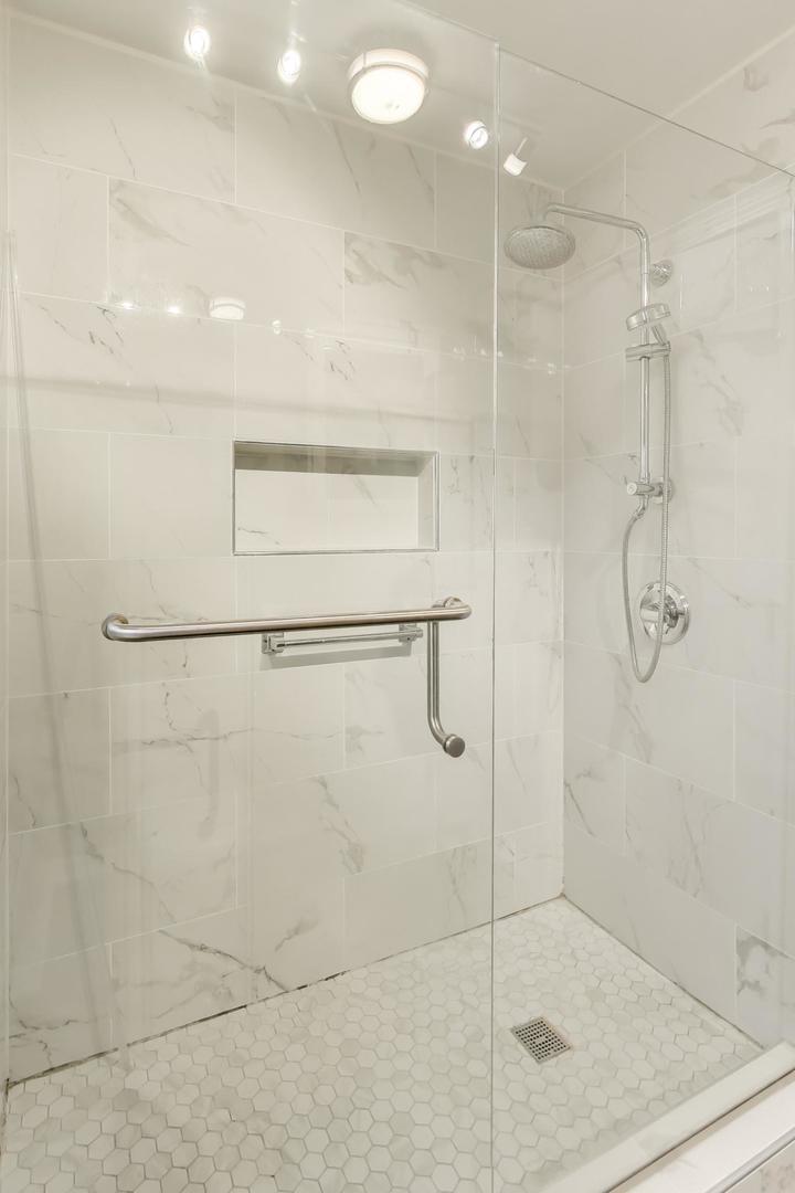 701 Elmore Street Park Ridge, IL 60068 - Photo 25 of 33