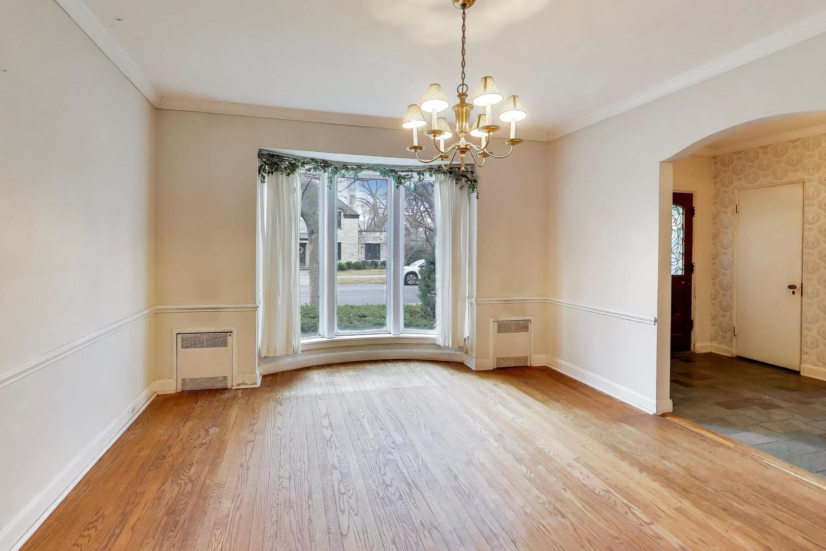 701 Elmore Street Park Ridge, IL 60068 - Photo 6 of 33