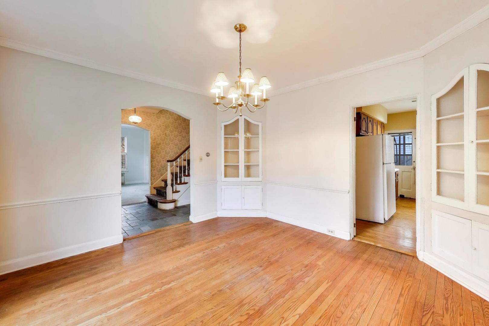 701 Elmore Street Park Ridge, IL 60068 - Photo 8 of 33