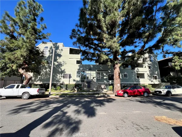 $7,100,000 | 313 East Pine Street, Santa Ana, CA 92701