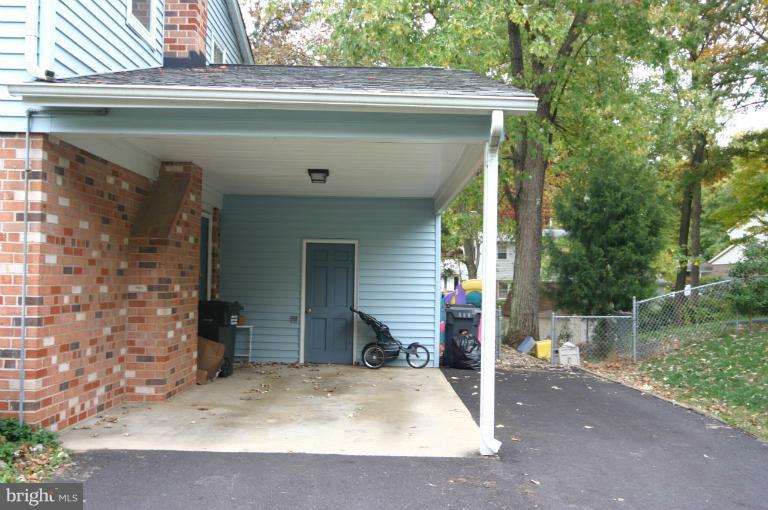 6725 Huntsman Boulevard Springfield, VA 22152 - Photo 29 of 30 Exterior (General)