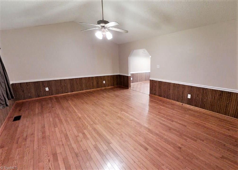 1407 Sullivan Road Thomasville, NC 27360 - Photo 7 of 16