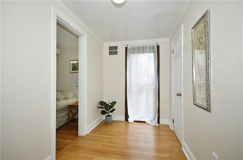 120 Leon Road Pittsburgh, PA 15220 - Photo 17 of 43 Gallery Image 17