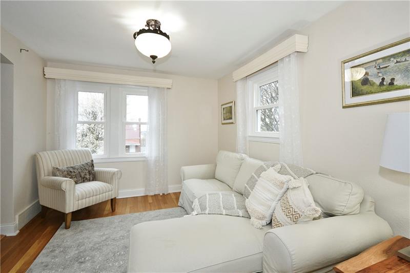 120 Leon Road Pittsburgh, PA 15220 - Photo 20 of 43 Gallery Image 20