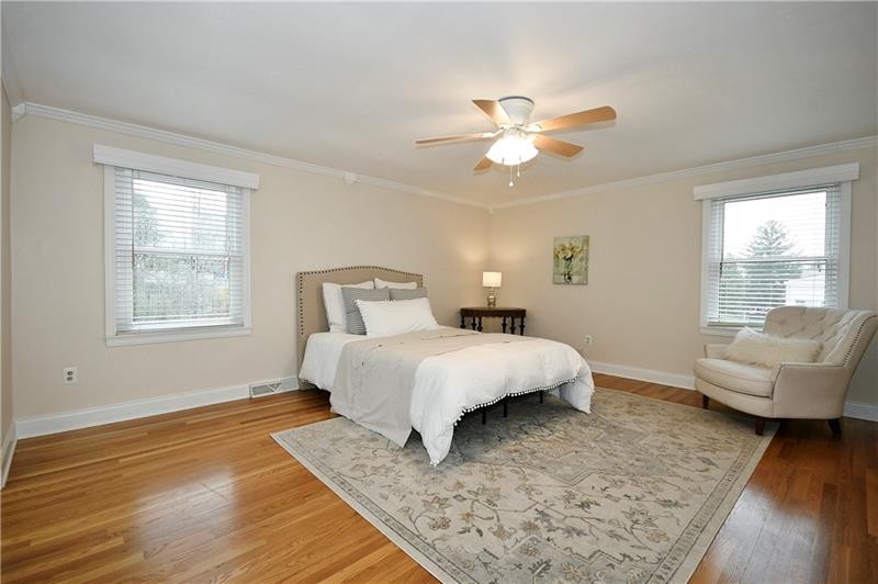 120 Leon Road Pittsburgh, PA 15220 - Photo 22 of 43 Gallery Image 22