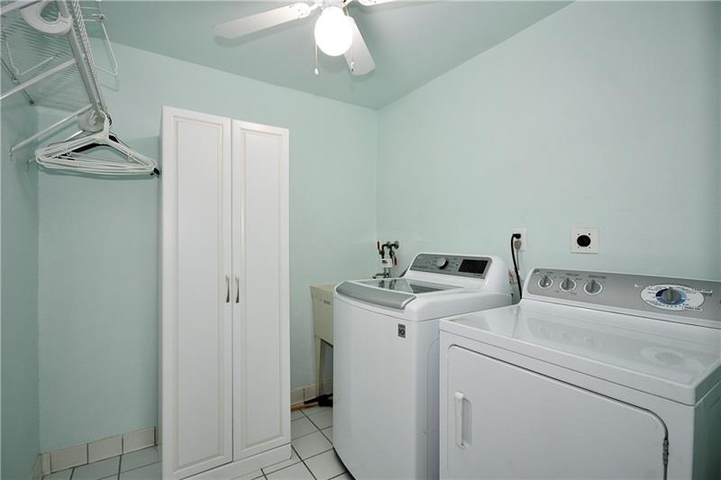 120 Leon Road Pittsburgh, PA 15220 - Photo 26 of 43 Gallery Image 26