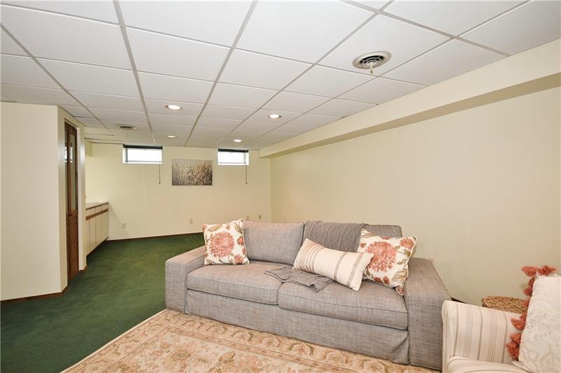 120 Leon Road Pittsburgh, PA 15220 - Photo 30 of 43 Gallery Image 30
