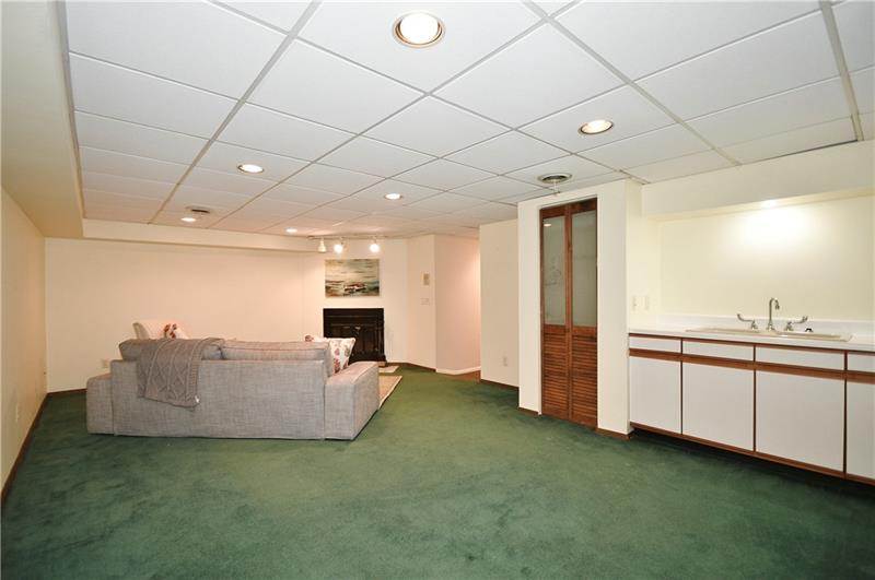 120 Leon Road Pittsburgh, PA 15220 - Photo 32 of 43 Gallery Image 32