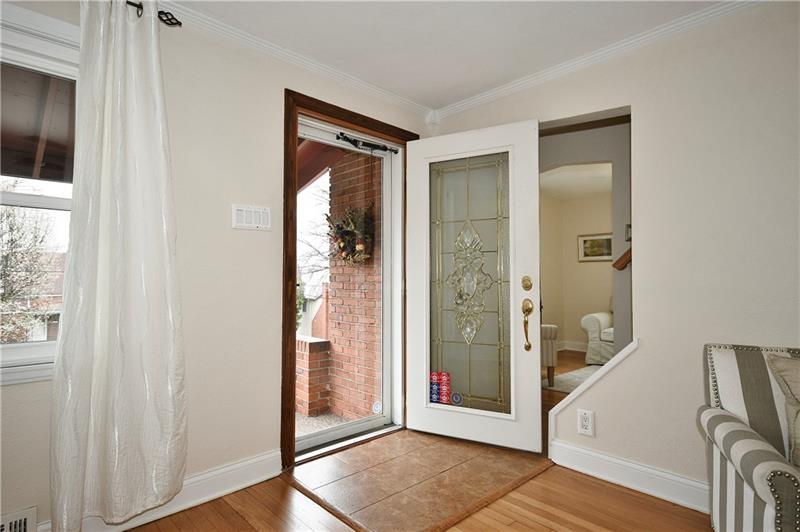 120 Leon Road Pittsburgh, PA 15220 - Photo 5 of 43 Gallery Image 5