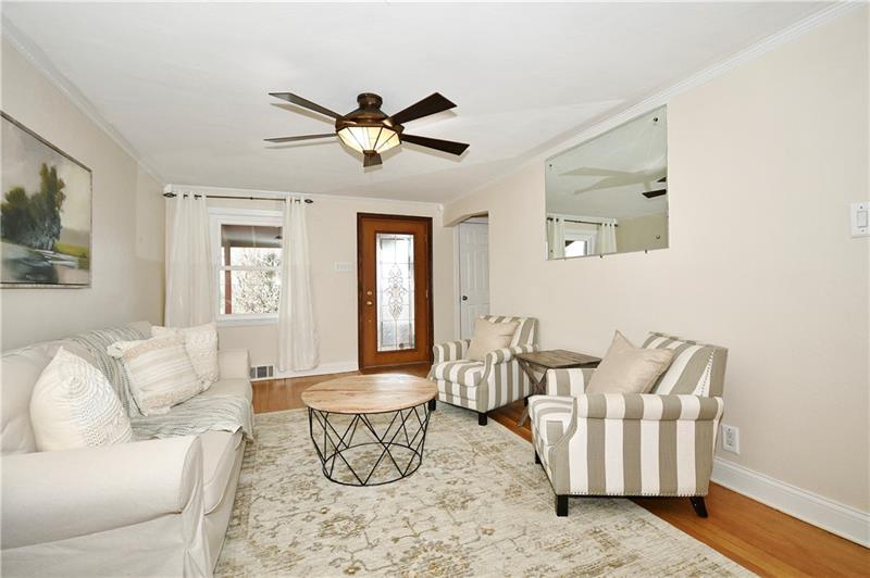 120 Leon Road Pittsburgh, PA 15220 - Photo 7 of 43 Gallery Image 7