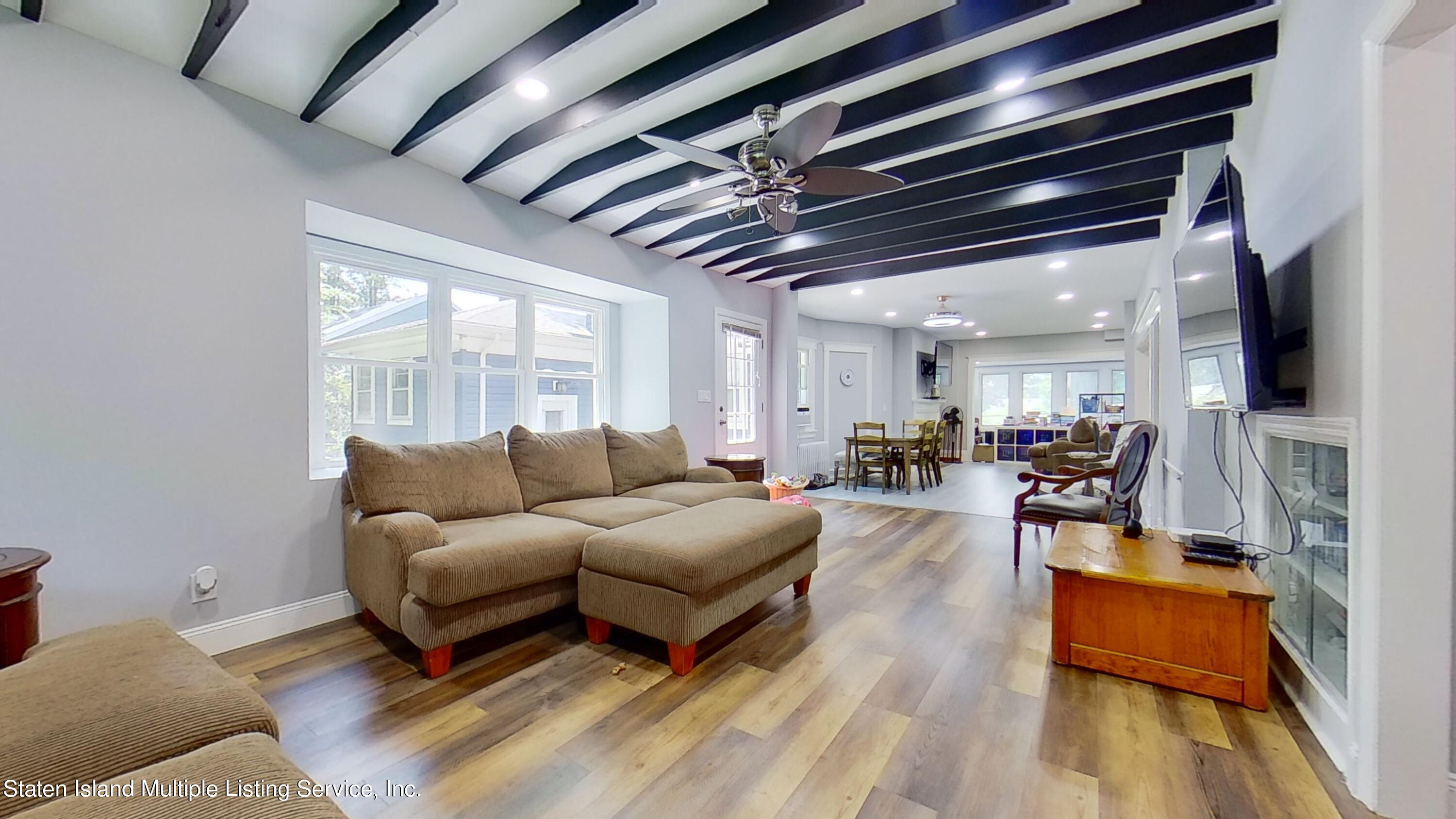 41 Rugby Avenue Staten Island, NY 10301 - Photo 11 of 45 11familyroom