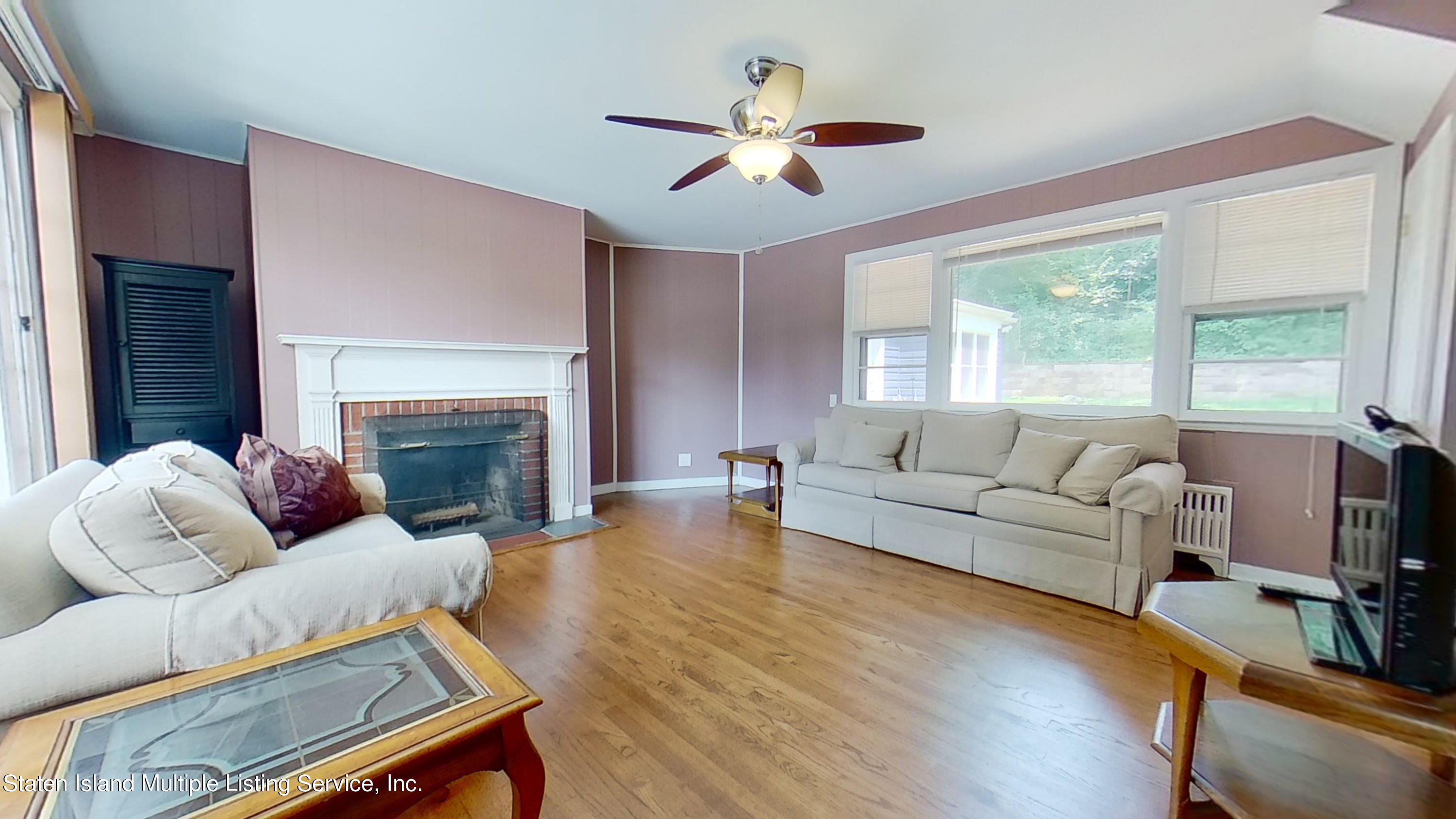 41 Rugby Avenue Staten Island, NY 10301 - Photo 30 of 45 23livingroom#2