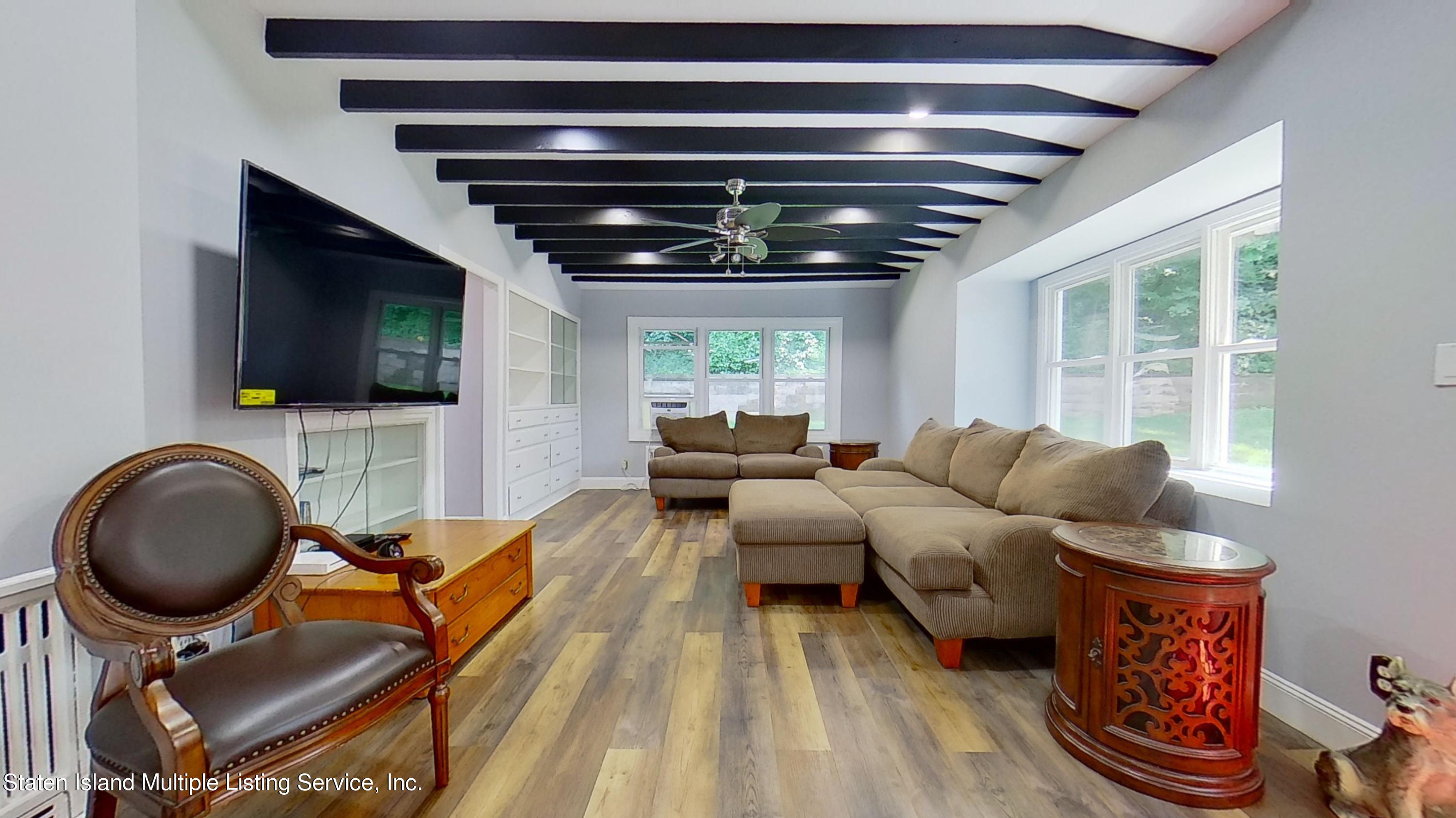 41 Rugby Avenue Staten Island, NY 10301 - Photo 10 of 45 10familyroom