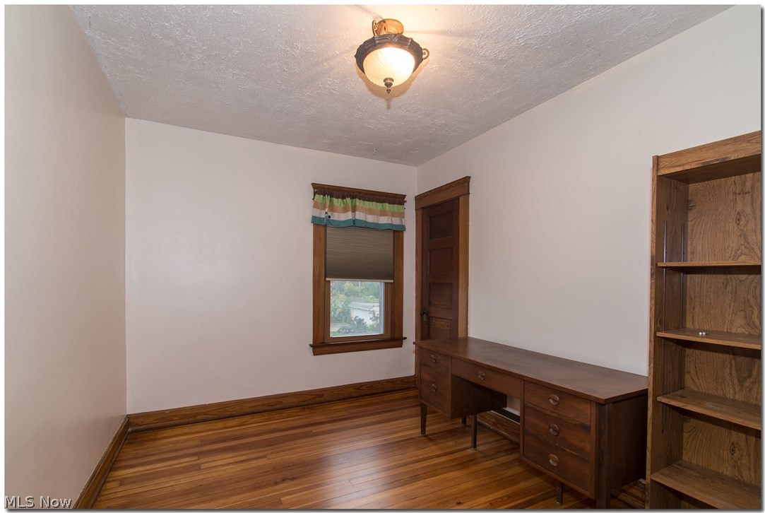 2468 Kingston Road Cleveland, OH 44118 - Photo 15 of 24