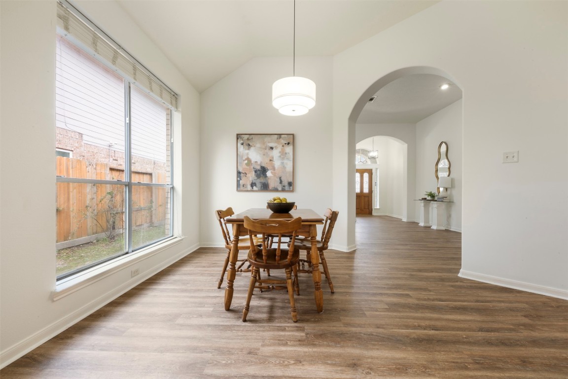 9211 Memorial Hills Drive Spring, TX 77379 - Photo 16 of 33