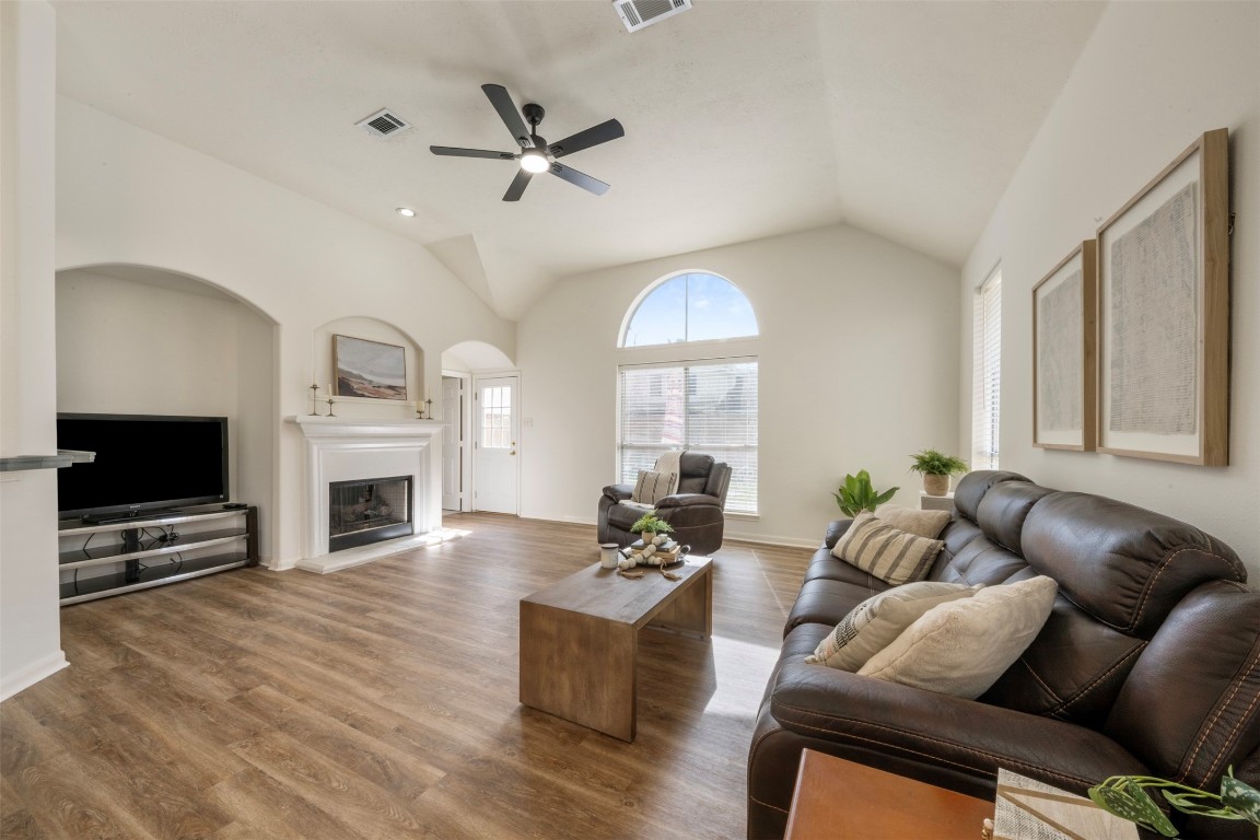 9211 Memorial Hills Drive Spring, TX 77379 - Photo 2 of 33 Spacious family room with new LVP flooring