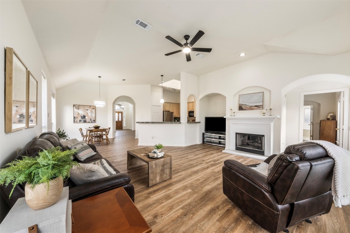 9211 Memorial Hills Drive Spring, TX 77379 - Photo 5 of 33 Open concept: kitchen, dining and living room