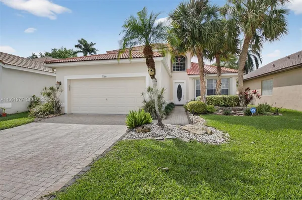 $650,000 | 7700 Monarch Court, Delray Beach, FL 33446