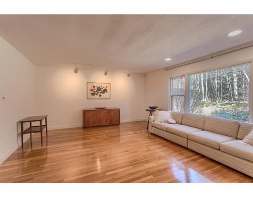 25 Cloverleaf Road Leominster, MA 01453 - Photo 11 of 30 Gallery Image 11